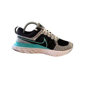 New Women's Nike React Infinity Run FK 2 in White/Aurora Green-Black Size US 9.5